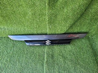 bontott SUZUKI S-CROSS Csomagtérajtó Díszléc