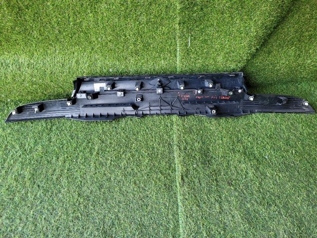 bontott SUZUKI S-CROSS Csomagtérajtó Díszléc