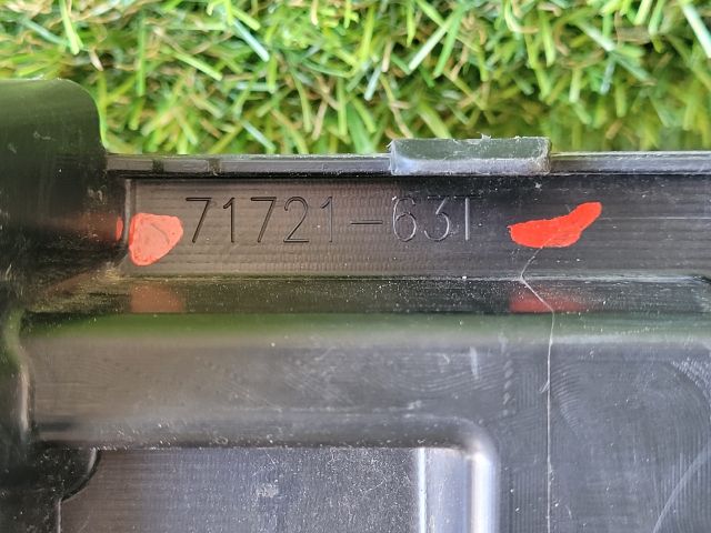 bontott SUZUKI S-CROSS Csomagtérajtó Díszléc