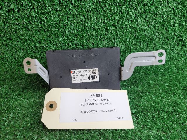 bontott SUZUKI S-CROSS Elektronika (Magában)