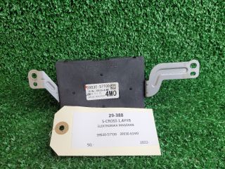 bontott SUZUKI S-CROSS Elektronika (Magában)