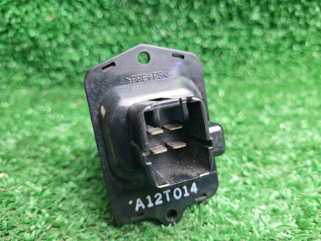 bontott SUZUKI S-CROSS Előtét Ellenállás Fűtőmotor