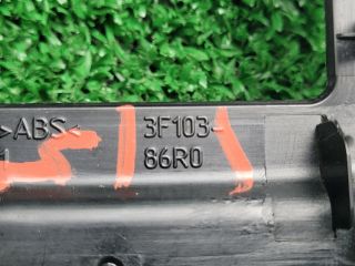 bontott SUZUKI S-CROSS Első Lökhárító Alsó Középső Díszrács