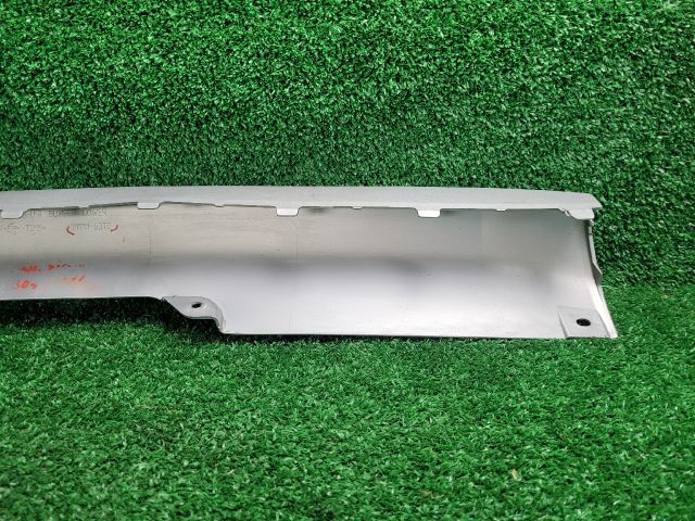 bontott SUZUKI S-CROSS Első Lökhárító Díszléc