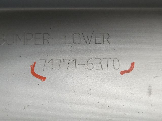 bontott SUZUKI S-CROSS Első Lökhárító Díszléc