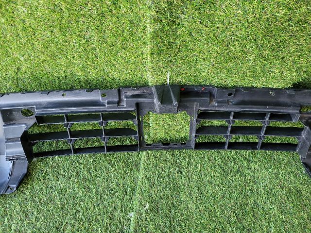 bontott SUZUKI S-CROSS Első Lökhárító (Üresen)