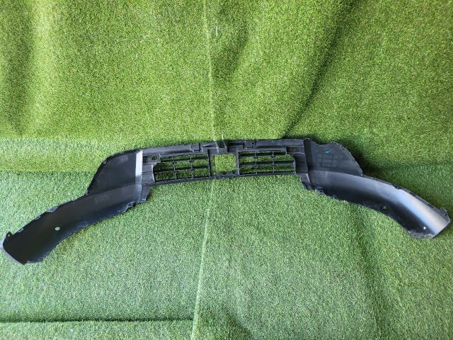 bontott SUZUKI S-CROSS Első Lökhárító (Üresen)