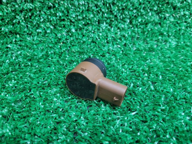 bontott SUZUKI S-CROSS Első Tolatóradar Fej