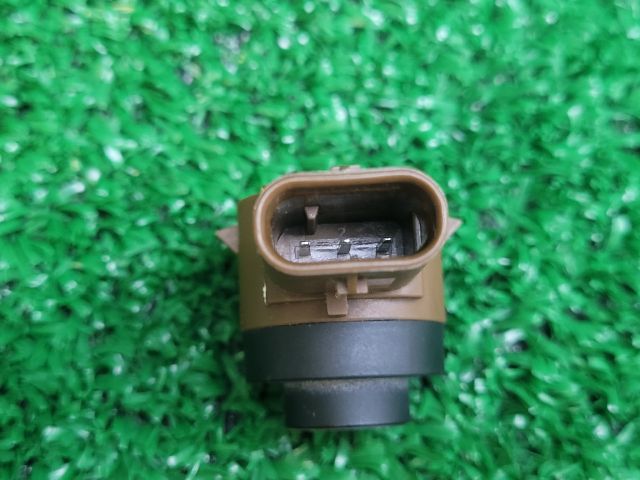 bontott SUZUKI S-CROSS Első Tolatóradar Fej