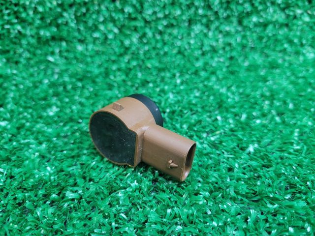 bontott SUZUKI S-CROSS Első Tolatóradar Fej