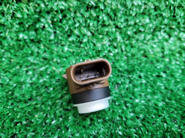 bontott SUZUKI S-CROSS Első Tolatóradar Fej