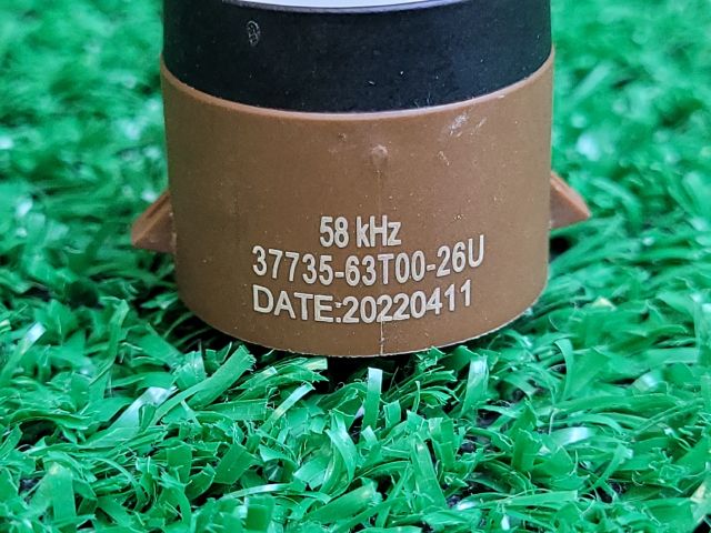 bontott SUZUKI S-CROSS Első Tolatóradar Fej