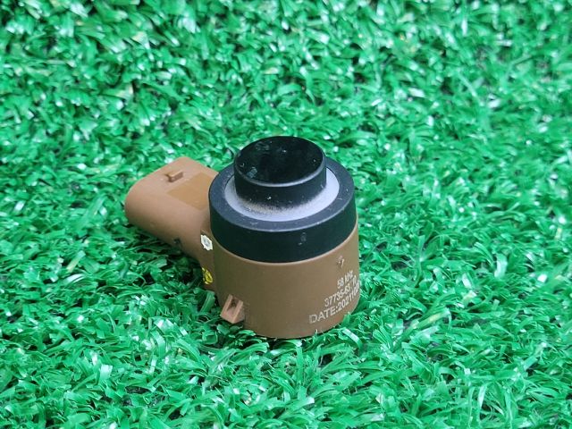 bontott SUZUKI S-CROSS Első Tolatóradar Fej