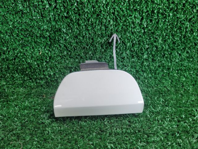 bontott SUZUKI S-CROSS Első Vonószem Burkolat