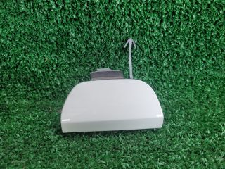 bontott SUZUKI S-CROSS Első Vonószem Burkolat