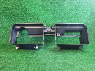 bontott SUZUKI S-CROSS Felső Hűtő Légterelő