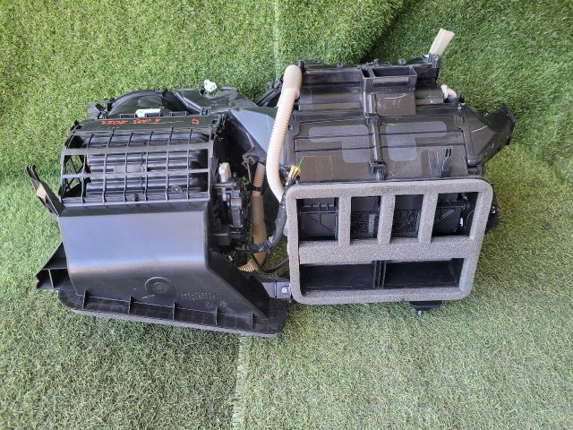 bontott SUZUKI S-CROSS Fűtés Box