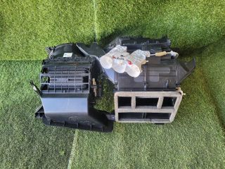 bontott SUZUKI S-CROSS Fűtés Box