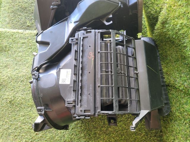 bontott SUZUKI S-CROSS Fűtés Box