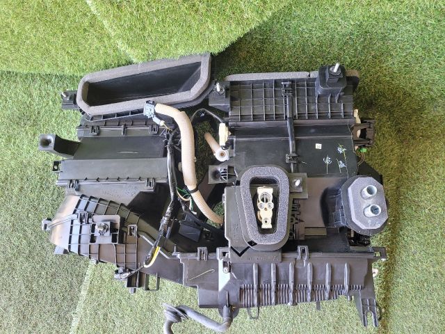 bontott SUZUKI S-CROSS Fűtés Box