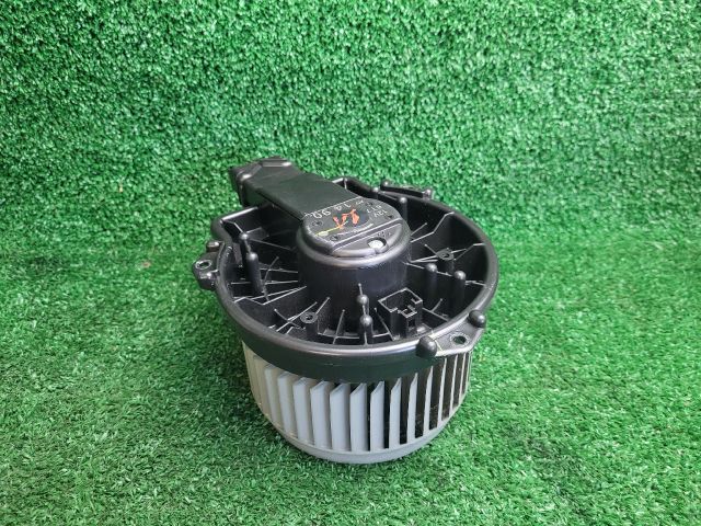 bontott SUZUKI S-CROSS Fűtőmotor (Klímás)