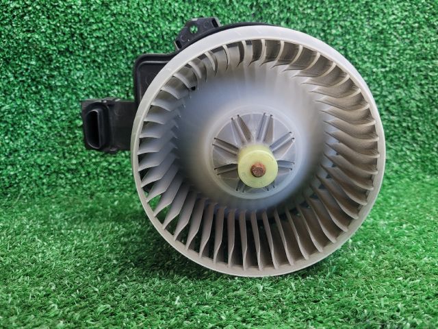 bontott SUZUKI S-CROSS Fűtőmotor (Klímás)