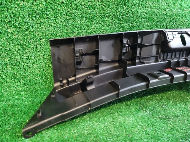 bontott SUZUKI S-CROSS Hátfal Burkolat