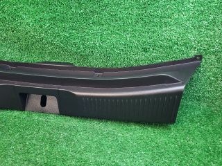 bontott SUZUKI S-CROSS Hátfal Burkolat