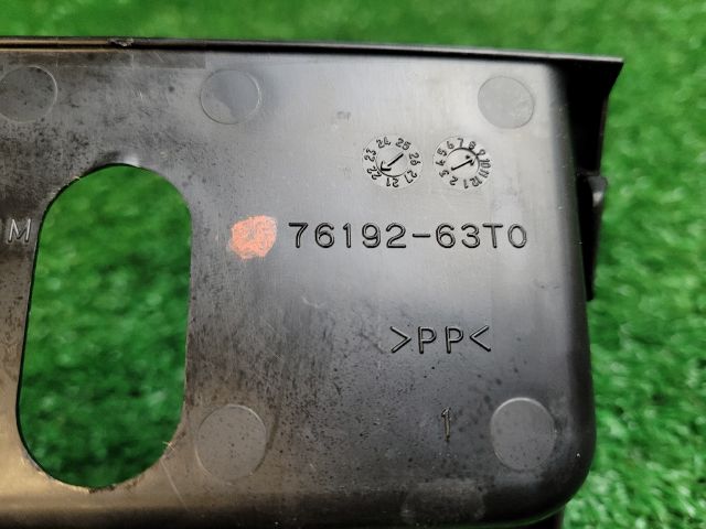 bontott SUZUKI S-CROSS Hátfal Burkolat