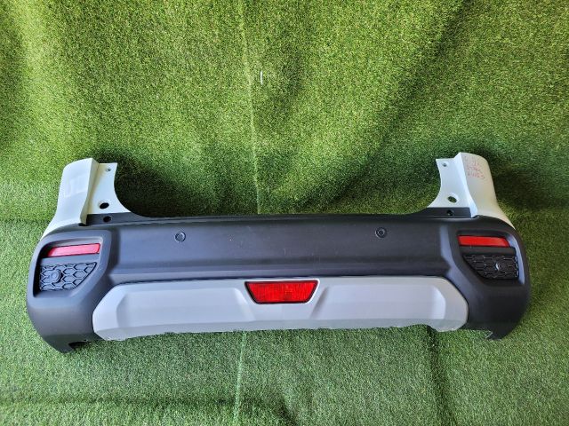 bontott SUZUKI S-CROSS Hátsó Lökhárító (Részeivel)