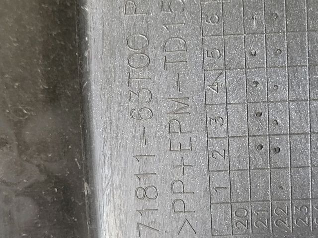 bontott SUZUKI S-CROSS Hátsó Lökhárító (Részeivel)