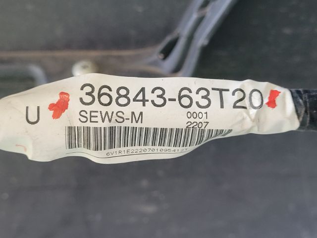 bontott SUZUKI S-CROSS Hátsó Lökhárító (Részeivel)