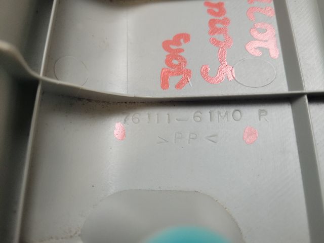 bontott SUZUKI S-CROSS Jobb A Oszlop Burkolat