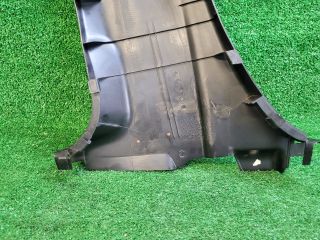 bontott SUZUKI S-CROSS Jobb B Oszlop Burkolat