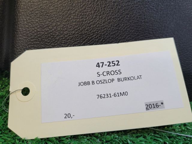 bontott SUZUKI S-CROSS Jobb B Oszlop Burkolat