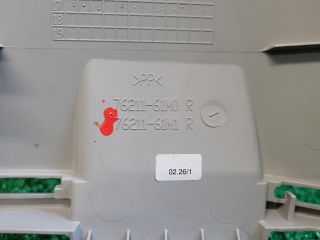 bontott SUZUKI S-CROSS Jobb B Oszlop Burkolat