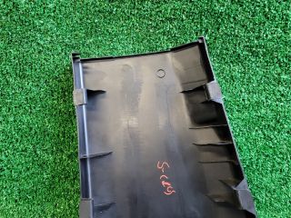 bontott SUZUKI S-CROSS Jobb B Oszlop Burkolat