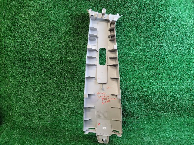 bontott SUZUKI S-CROSS Jobb B Oszlop Burkolat