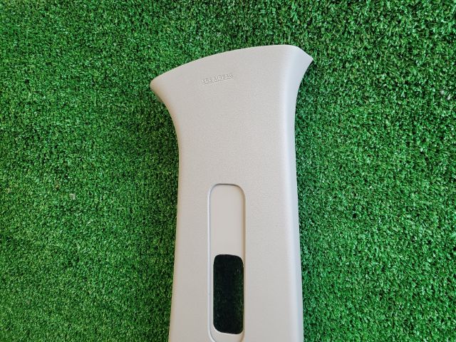 bontott SUZUKI S-CROSS Jobb B Oszlop Burkolat