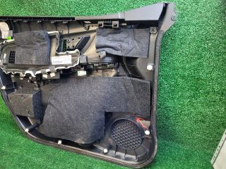 bontott SUZUKI S-CROSS Jobb első Ajtó Kárpit