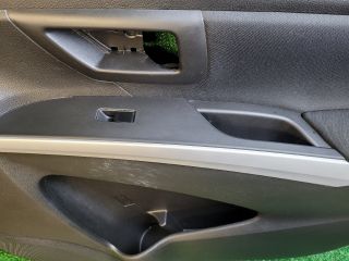 bontott SUZUKI S-CROSS Jobb első Ajtó Kárpit