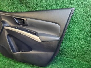 bontott SUZUKI S-CROSS Jobb első Ajtó Kárpit