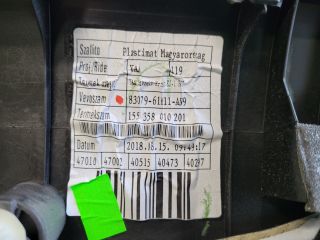 bontott SUZUKI S-CROSS Jobb első Ajtó Kárpit