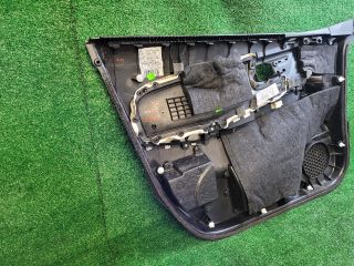 bontott SUZUKI S-CROSS Jobb első Ajtó Kárpit