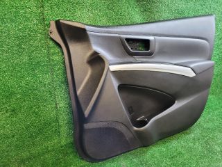 bontott SUZUKI S-CROSS Jobb első Ajtó Kárpit