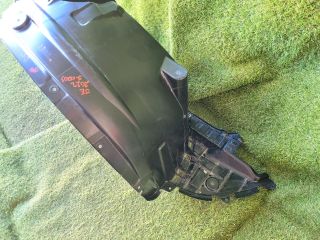 bontott SUZUKI S-CROSS Jobb első Dobbetét (Kerékjárati, Műanyag)