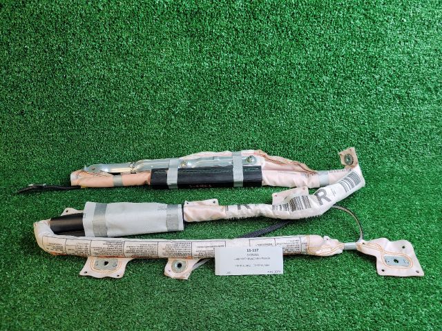 bontott SUZUKI S-CROSS Jobb első Függöny Légzsák