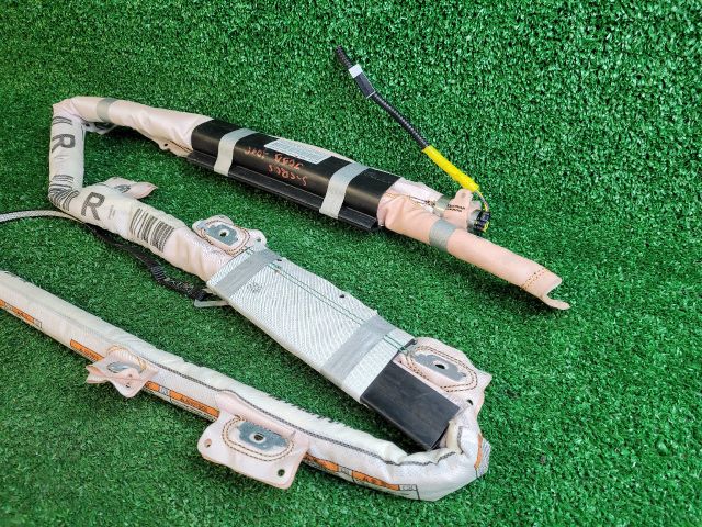 bontott SUZUKI S-CROSS Jobb első Függöny Légzsák