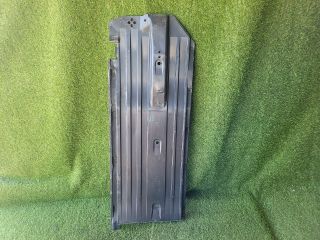 bontott SUZUKI S-CROSS Jobb Fenéklemez