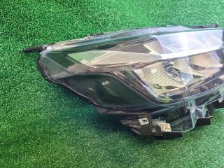 bontott SUZUKI S-CROSS Jobb Fényszóró